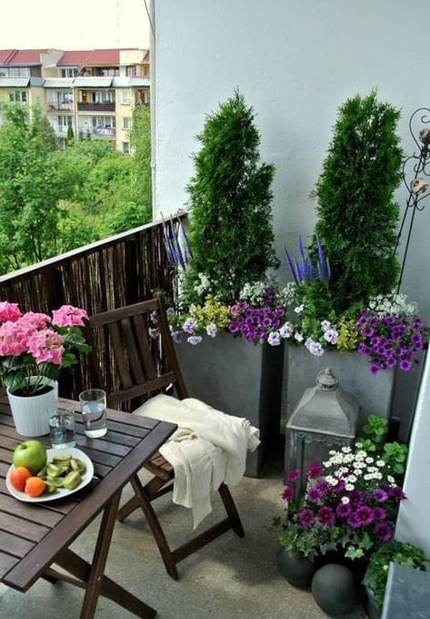 The Best Decorated Small Outdoor Balconies on Pinterest 12