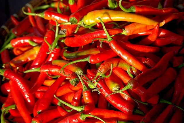 pepper residues use in garden
